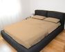 Beddengoedset GEMITEX Beddengoedset voor tweepersoonsbedden, camelkleuren, strijkvrij, satijneffect, 100% microvezel-polyester, bestaande uit 2 lakens en 2 kussenslopen, gemaakt in Italië