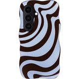 Selencia Vivid Wavy Backcover met MagSafe voor de Samsung Galaxy S26 - Dream Swirl Chocolate