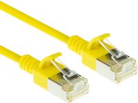 ACT Gele 0,25 meter LSZH U/FTP CAT6A datacenter slimline patchkabel snagless met RJ45 connectoren
