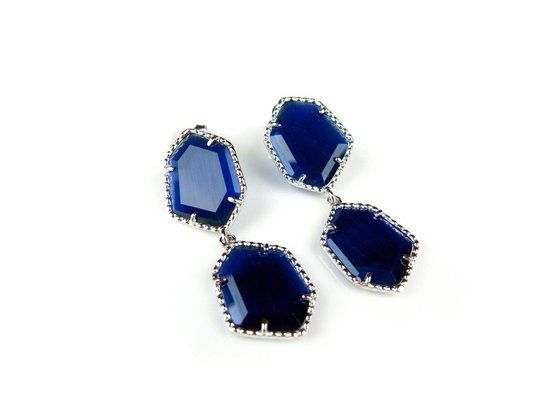 Zilveren oorhangers met blauwe stenen - Model Hexagon