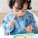 Bumkins - Sleeved Bib Baby Mouwslab – Waterdichte Knoeislab met Mouwen en Opvangbakje – Comfortabele Wasbare Peuterslab – 6 tot 24 maanden – Vintage Denim