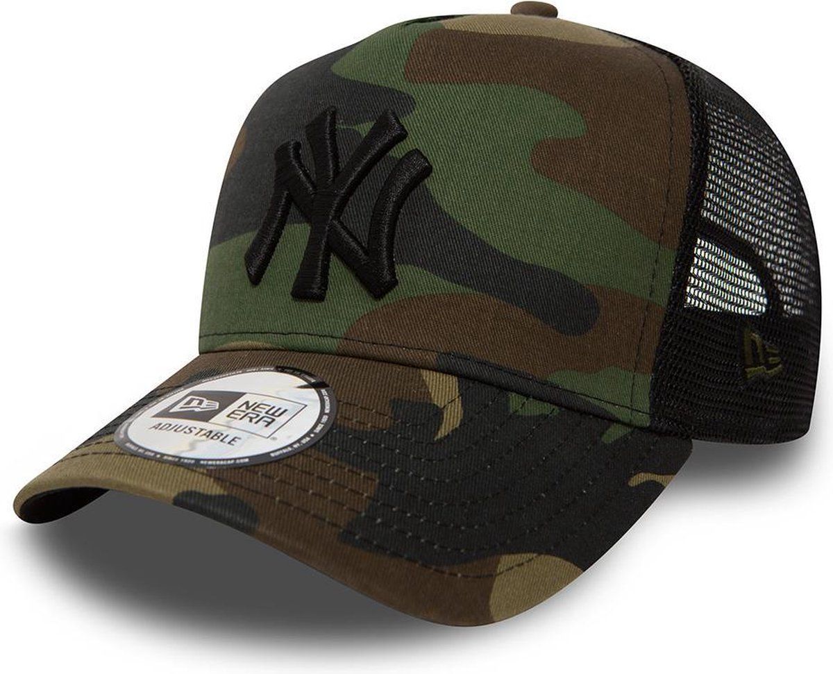 New Era CLEAN TRUCKER New York Yankees Cap - Green Med - One size