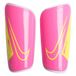 Nike Protège-Tibias Mercurial Hard Shell Luminous - Rose/Blanc/Jaune Fluo, pointure X-Large/180-200cm