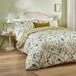 Duvet Day Woodlow dekbedovertrekset - omkeerbaar beddengoed met bladprint met handgetekende tropische vogels en bloemmotief (multi/salie - kingsize)