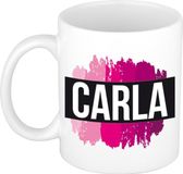 Bellatio Decorations Carla naam cadeau koffie mok - beker - met roze verfstrepen - Cadeau collega - moederdag - verjaardag - juf - coach - 300 ml - wit