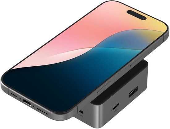 ZAGG 4-in-1 USB-C Hub met 15W Draadloos Opladen – 100W USB-C PD – 4K @ 60Hz HDMI – USB-C & USB-A – Zwart