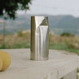 New Works Karaf Pleat, 0,9 litre, acier inoxydable, miroir