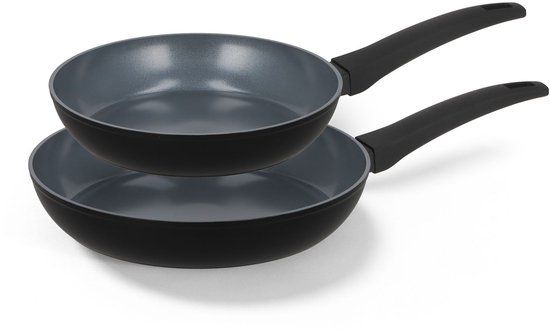 BE Living Koekenpannenset 2-delig - Ø 24 & 28 cm - Keramisch - PFAS Vrij Anti Aanbak - RVS Handgrepen - Zwart
