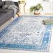 Safavieh Traditioneel tapijt, machinewasbaar en antislip, ideaal voor gebieden met veel lopers, Arizona Collection, laagpolig tapijt, blauw en beige, 152 x 244 cm