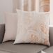 PETTI Artigiani Italiani - 1 paar kussenslopen 50 x 50 cm van microvezel, decoratief kussen voor slaapkamer, bank, woonkamer, set van 2 kussenslopen, bloemenpatroon, wit, 100% Made in Italy