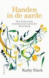 Handen in de aarde