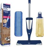 Bona Premium Spray Mop - Alles-in-1 Dweilsysteem - Vloerwisser met Spray - Inclusief Geoliede Houten Vloer Reiniger & Microvezel Reinigingspad Dweil - Streeploos - Sneldrogend