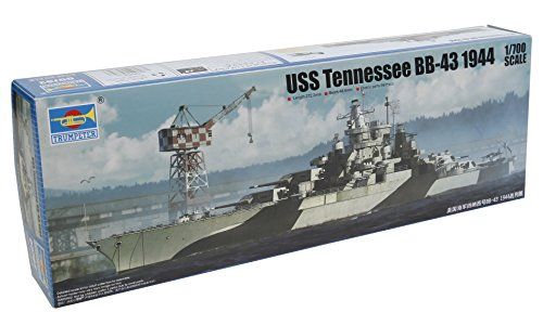 Trumpeter 05782 - modelbouwset USS Tennessee BB-43 1944