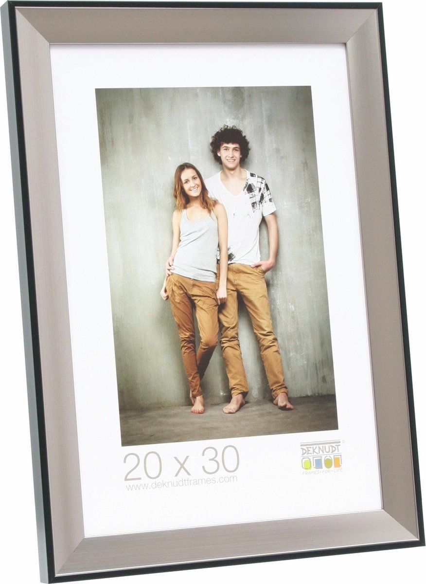 Deknudt Frames Fotokader zilver met zwarte buitenbies, kunststof fotomaat 13x18 cm