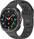 By Qubix - Siliconen sportband Holes Style - Zwart - Geschikt voor Samsung Galaxy Watch Ultra / Ultra 2 - 47mm