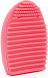 Intirilife Silicone Brush Cleaner in Light Pink - 7.3 x 5.5 x 3 cm