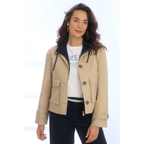 Yest trenchcoat zand
