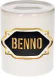 Bellatio Decorations Shoppartners Bv Spaarpot met voornaam Benno - wit - met goud/zwart embleem - 8 x 9 cm - keramiek - met afsluitdop - cadeau verjaardag