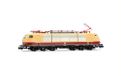 ARNOLD HN2641S DB, Elektrolokomotive Baureihe 103, langer Wagenkasten, schwarzes Fahrgestell, Epoche IV, mit DCC-Sounddecoder