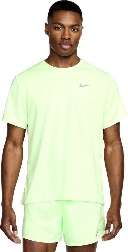 Nike Dri-FIT UV Miler T-shirt Heren - Groen - Maat S