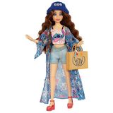 Disney ILY 4EVER - Op Stitch geïnspireerde pop - 30 cm - 13 Articulatiepunten - 2 Complete outfits om te mixen en matchen - Inclusief accessoires + 1 Glitter Mickey Mouse Ring - Vanaf 6 jaar
