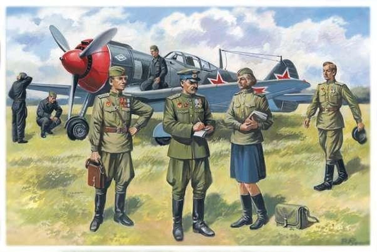 ICM 48084 - Soviet Air Force Pilots en Ground Personnel, 1943-1945