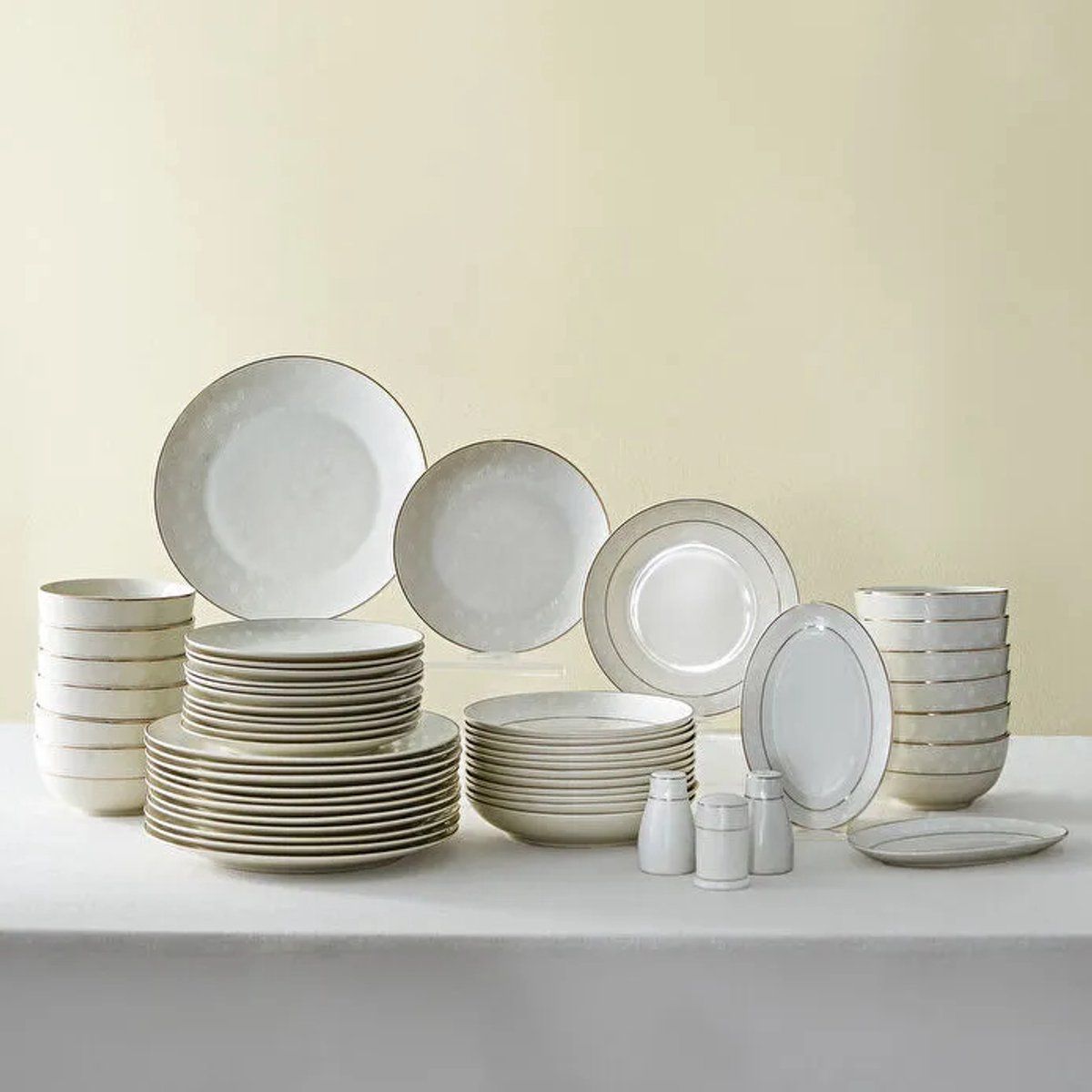 Karaca Elegance Bone Mandarin - 53-Delige Serviesset voor 12 Personen – Goud - Moderne Dinerset