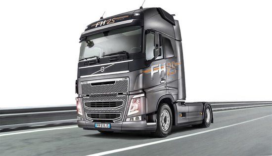 Italeri Volvo FH16 Globetrotter XL Model Kit 1:24 - ITA3940