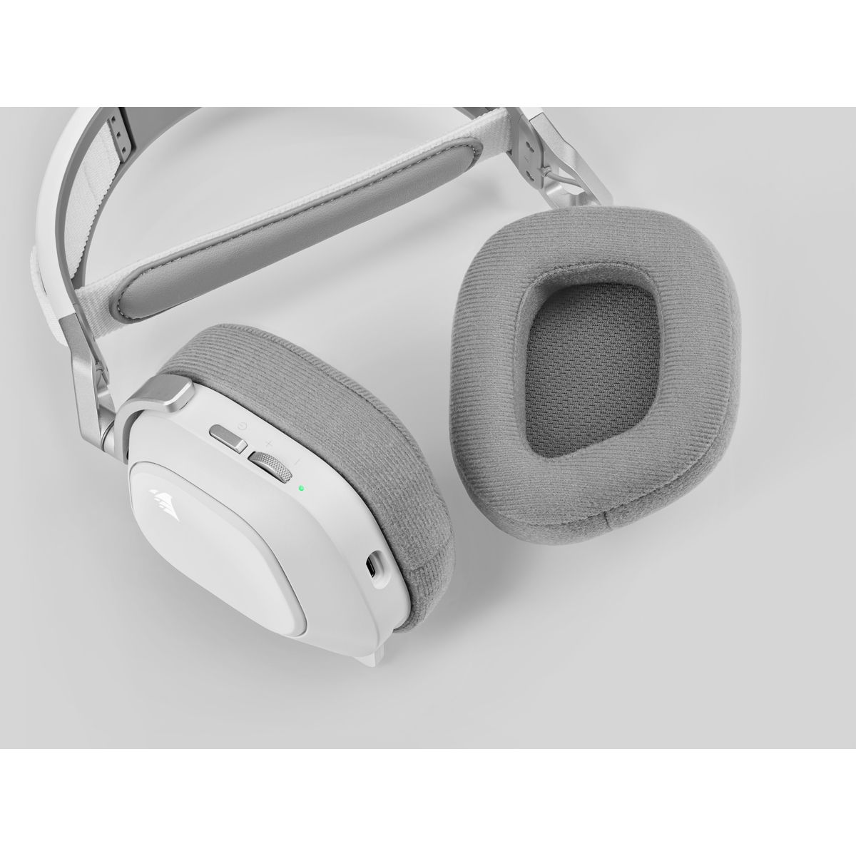 Corsair HS80 RGB Wireless Gaming Headset - White