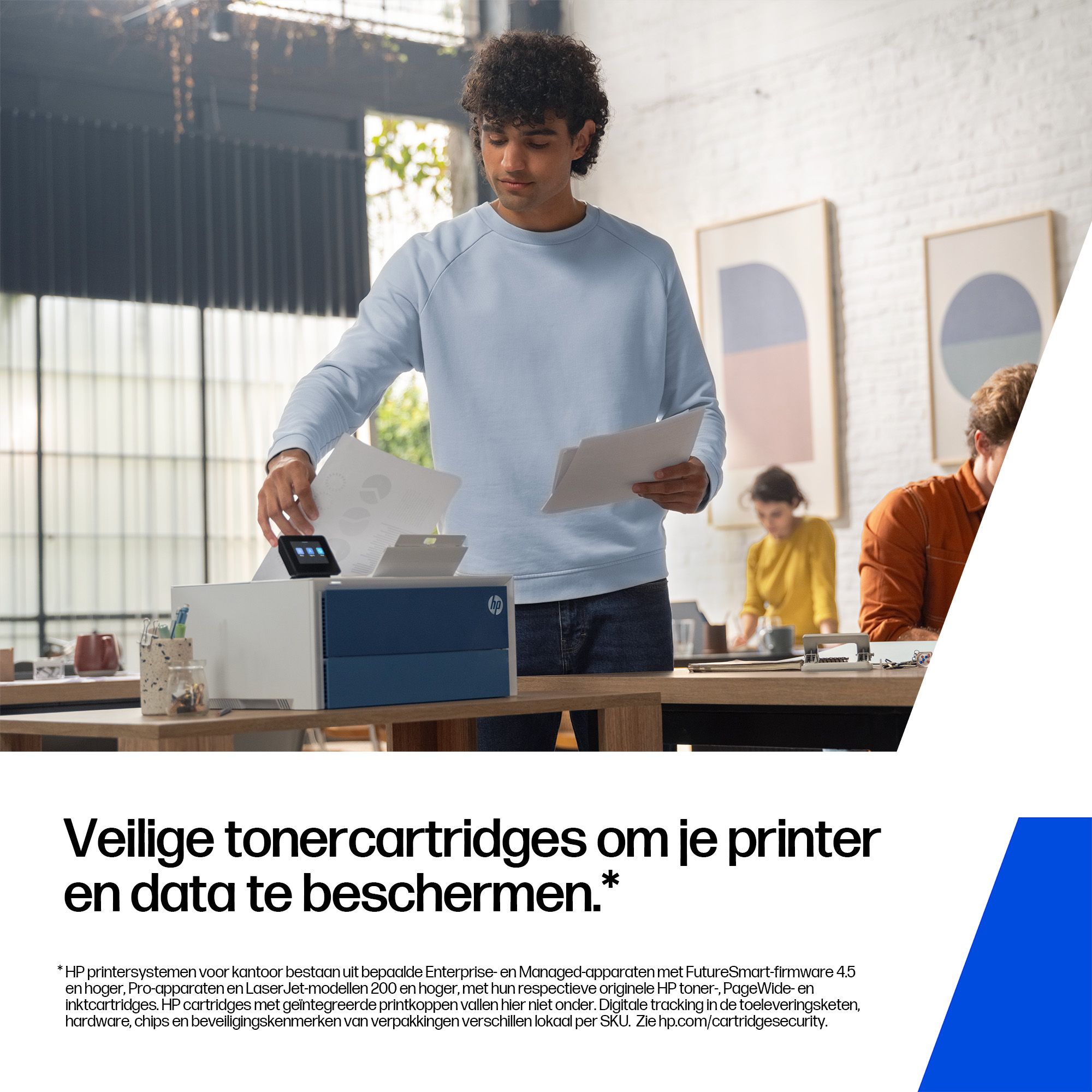HP 220A Magenta Toner Cartridge - Original - Compatible with HP LaserJet Pro Printers