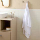 W Basic White Bath Towel (140x70 cm)
