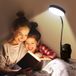 One Fire Lampe de lecture, 5 W, lampe de chevet, sans fil, 5 luminosités + 5 températures de couleur, lampe de lecture, LED, rechargeable, 1800 mAh, lampe de chevet, sans fil, dimmable, lampe, pince, lampe de lecture pour enfants