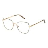 Escada Femme Avec Des Lunettes Vese39