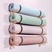 Organisateur de tapis de yoga en bois pour plusieurs tapis