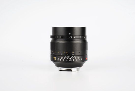 7artisans 75mm f/1.25 Lens for Leica M - Black
