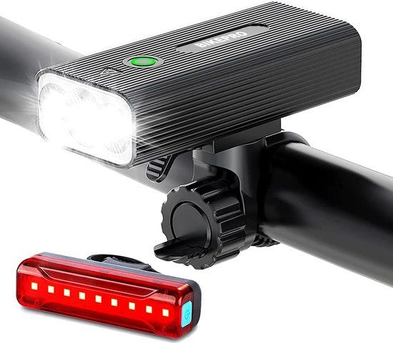 BikePro LED Fietsverlichting Set - 600 Lumen - Zwart