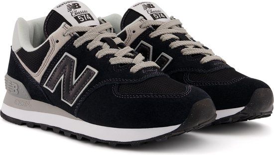 New Balance 574 - Dames Sneakers - Maat 36 - Navy - Suède - Lente/Zomer 2022