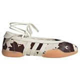 ADIDAS ORIGINALS Ballerine à brides 'Taekwondo Mei' écru / marron chocolat