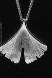 MOOYE ® - Collectie Zilveren Ginkgo blad ketting hanger