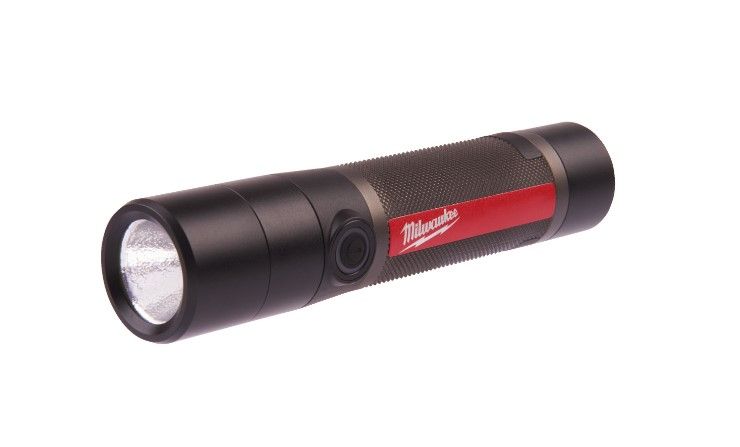 Milwaukee L4 FMLED-301 Li-ion Accu Zaklamp Set (3Ah) - 800Lm