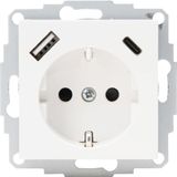 Kopp HK07 - geaard inbouwstopcontact, USB A/C, uitgangsstroom laadbussen max. 3 A, 5 V, 55 x 55 mm afdekkingen, nominale stroom 16 A, nominale spanning 250 V~, kleur: arctisch wit