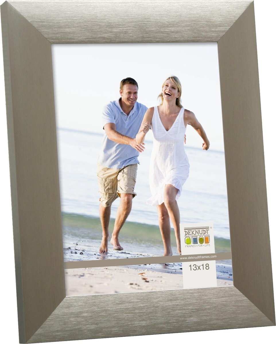 Deknudt Frames S023D7 Brede bronskleurige fotolijst in aluminum voor fotomaat 18x24 cm