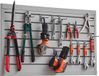 VEVOR Lamellenwandbekleding, 2 x 4 ft, PVC-Garagelamellenwand met Modulair Ontwerp, Grijze Lamellenwand, Eenvoudig te Installeren, Verstelbaar Lamellenwandpaneel met Koppelingsstructuur en Doe-Het-Zelf-Snijwerk, Geschikt voor Opslag en Presentatie