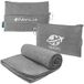 PAVILIA Reisdeken Compact, Vliegtuig Deken Packable Bag, Zachte Fleece Draagbare Sierkussen Combo Set, Vliegtuig Vlucht Auto Reizen Essentials Gift Accessoires, Bagage Riem Rugzak Clip, Grijs