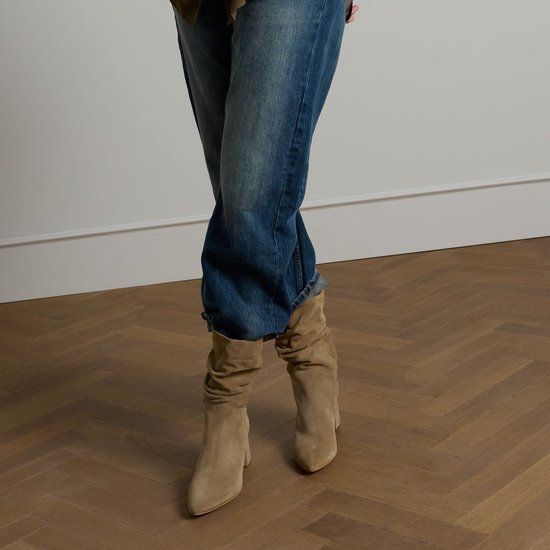 Manfield - Dames - Beige suède laarzen met hak - Maat 42