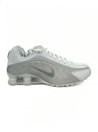 Nike Shox R4 GS Lage Sneakers Wit/Zilver - Maat 38