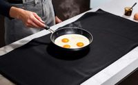 FireMat Black Edition 46 x 46 cm, tapis de protection contre le feu pour plaque de cuisson à induction, protection pendant la cuisson, convient pour machine à café, friteuse à air chaud, etc.