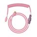 GLORIOUS Premium Spiraalkabel Pixel Pink Custom | Gevlochten USB-C Naar USB-A Toetsenbord Aansluiting, 5-Pins Aviator Connector, Duurzaam Knoopbestendig Omhulsel, PC Gamen