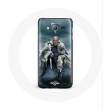 Maniacase Hoesje voor Samsung Galaxy J5 Vikings Series Seizoen 6 Ragnar Lothbrok logo V Zwaard Grijze Mist Achtergrond
