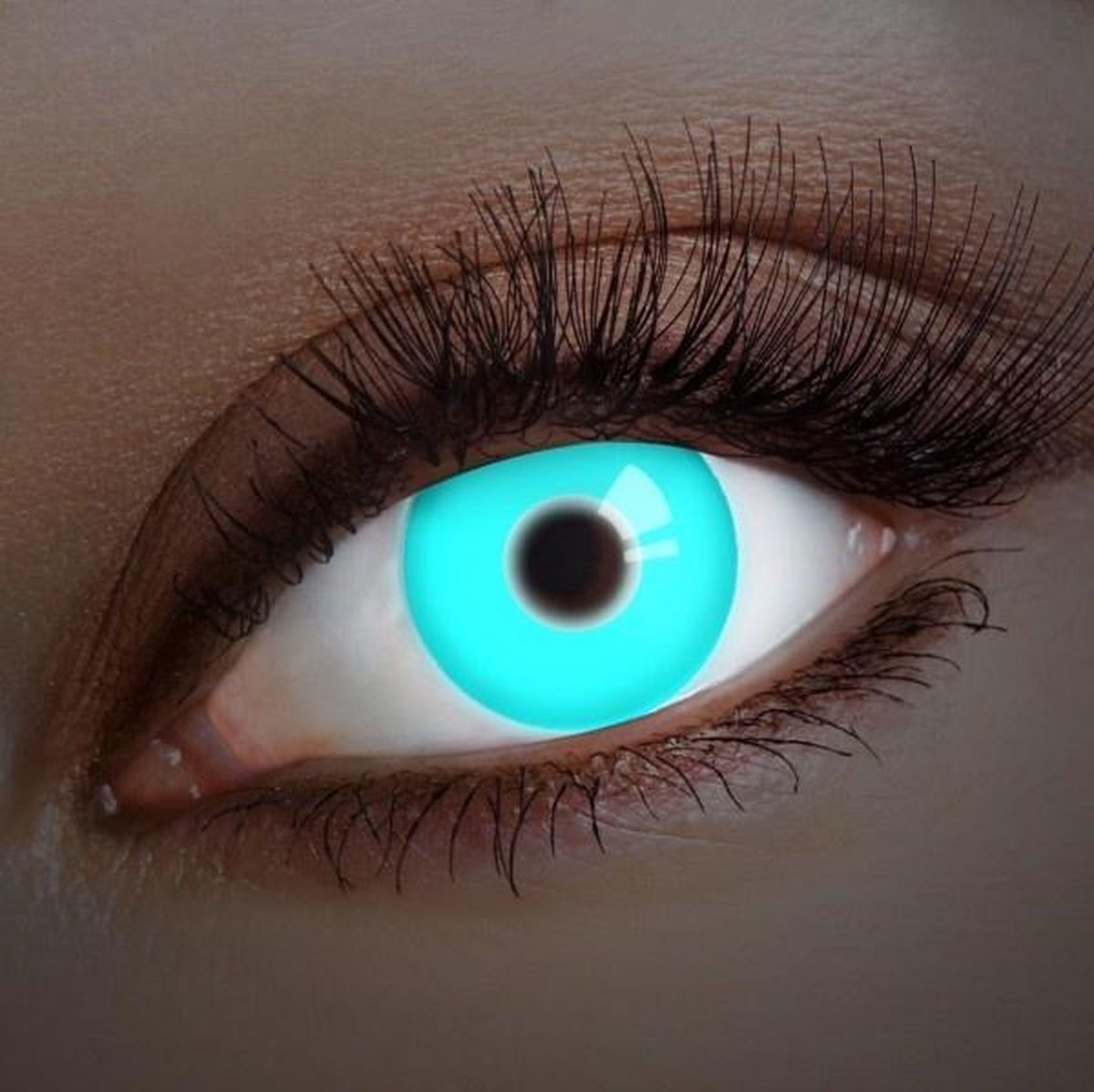 Aricona Blauwe UV jaarlenzen - UV Ice blue - Zachte contactlenzen - Fun lenzen - Hoge kwaliteit - Halloween lenzen 2021